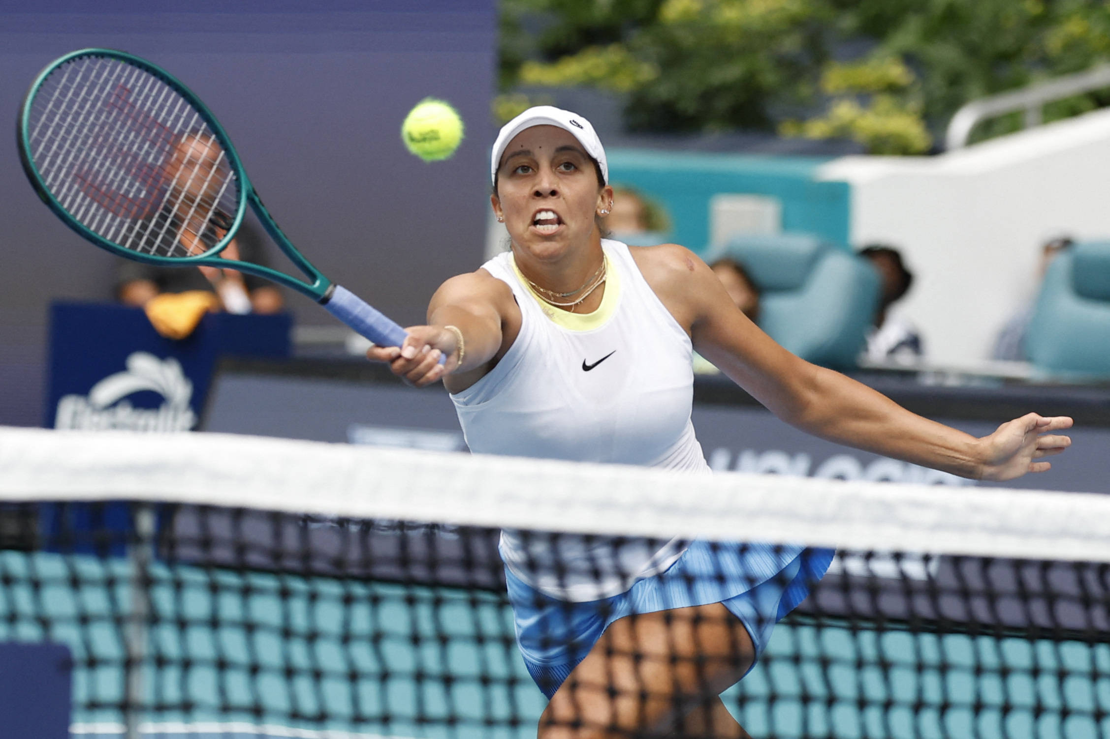 处于后台亦 处于后台亦